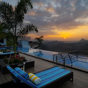 Hotel The Panoramic Getaway